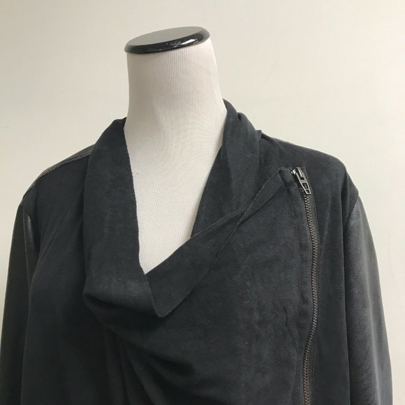 [Blank NYC] Black Mixed Media Drape Front Vegan leather moto Jacket L - Picture 7 of 14